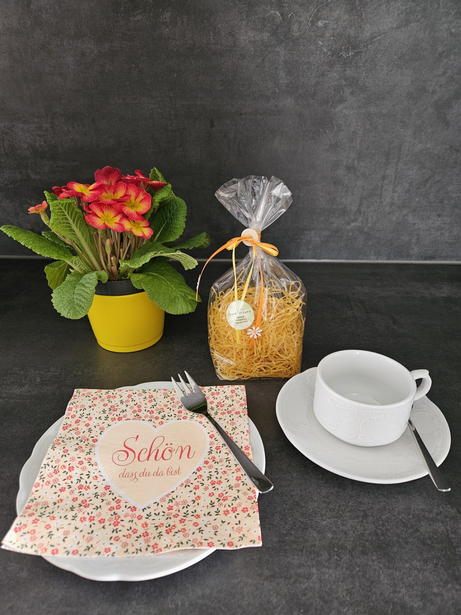 Einladung des Seniorenkreises ins Dorfheim